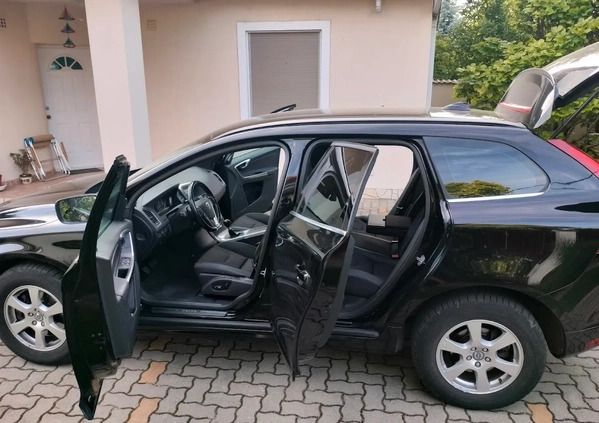 Volvo XC 60 cena 59800 przebieg: 194000, rok produkcji 2013 z Kielce małe 562